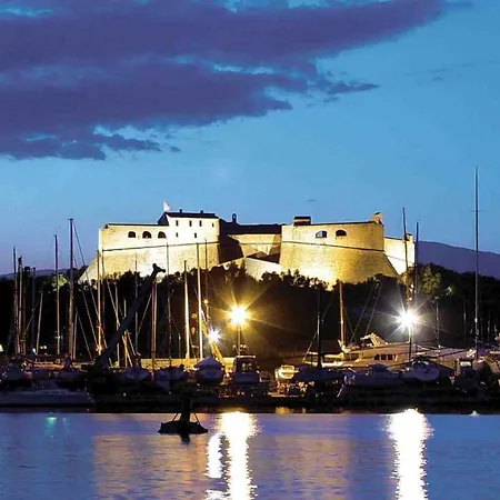 Yacht Marotte Botel Antibes