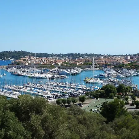 Yacht Marotte Botel Antibes